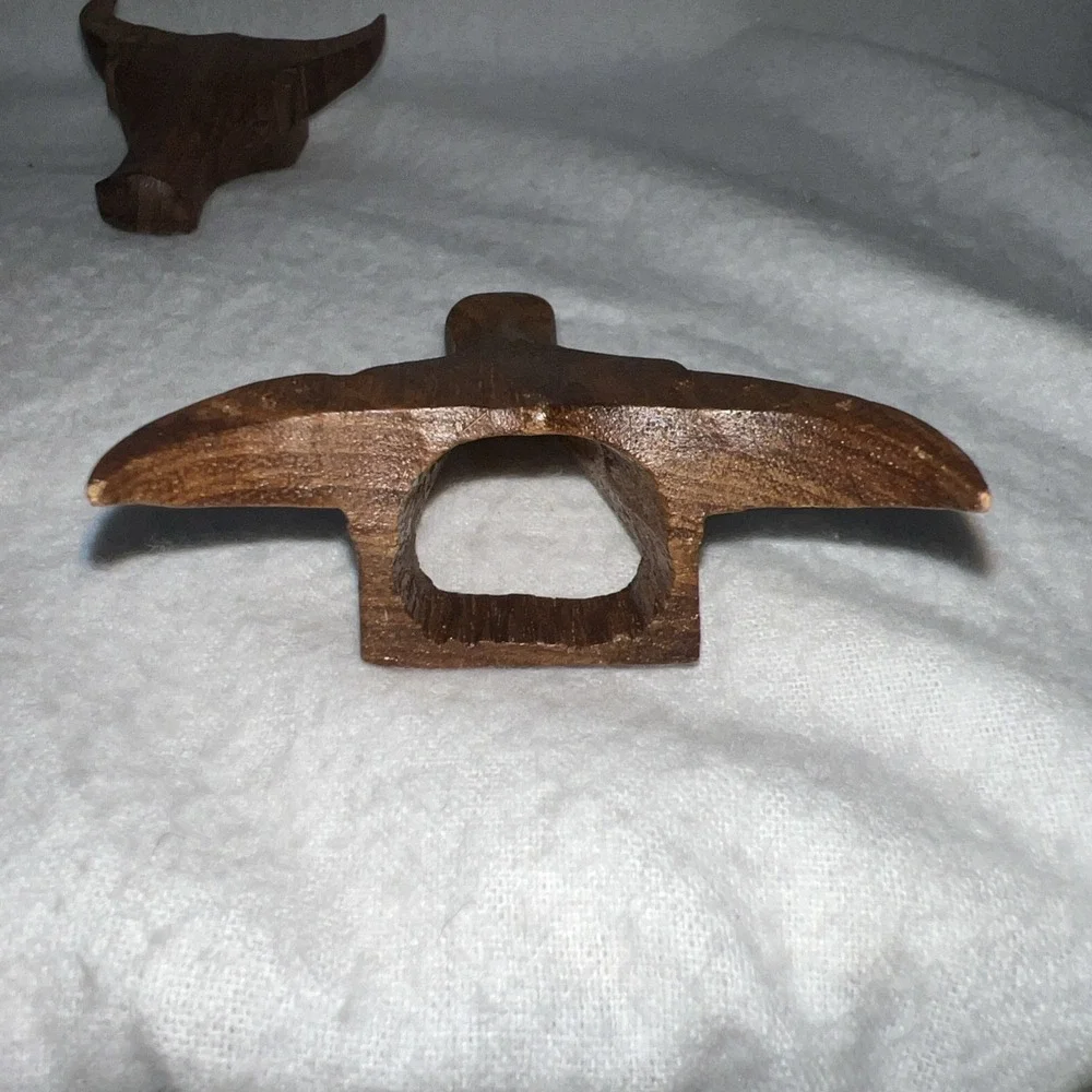 Vintage Hand Carved Wood Bull Steer Head Napkin Rings Western Set of 9 Brown